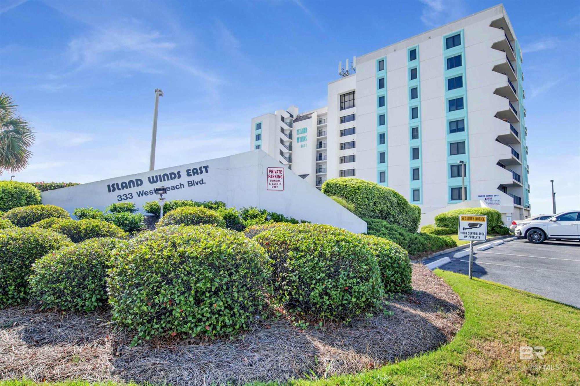 Apartment On The Beach- Walk To Restaurants, Shops And Activities. Gulf Shores